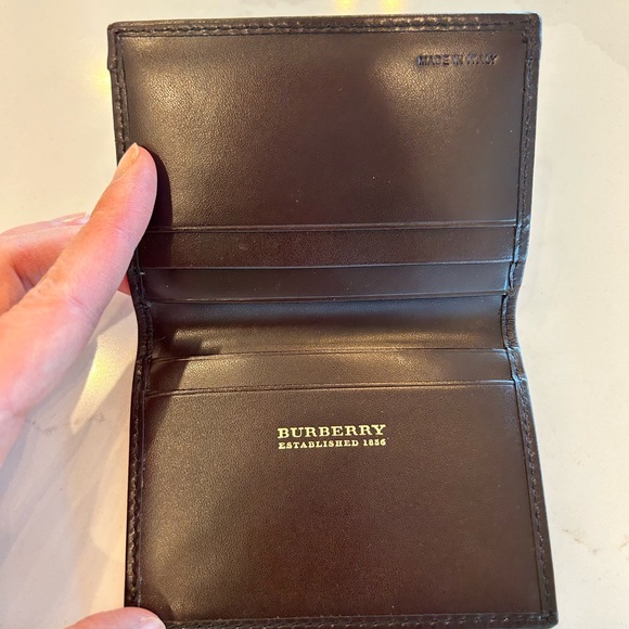 Authentic Burberry Bifold Card/ID Holder - Picture 3 of 4